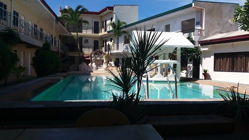 Richdel Hotel Resort Lapu-Lapu City Buitenkant foto
