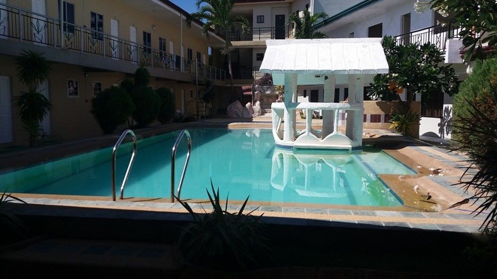 Richdel Hotel Resort Lapu-Lapu City Buitenkant foto