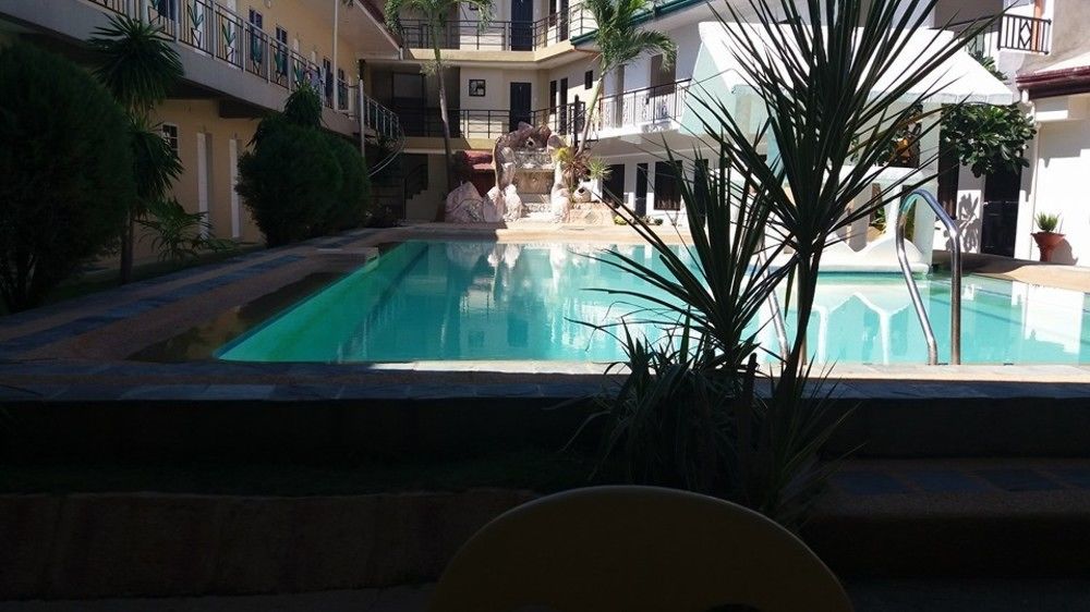 Richdel Hotel Resort Lapu-Lapu City Buitenkant foto