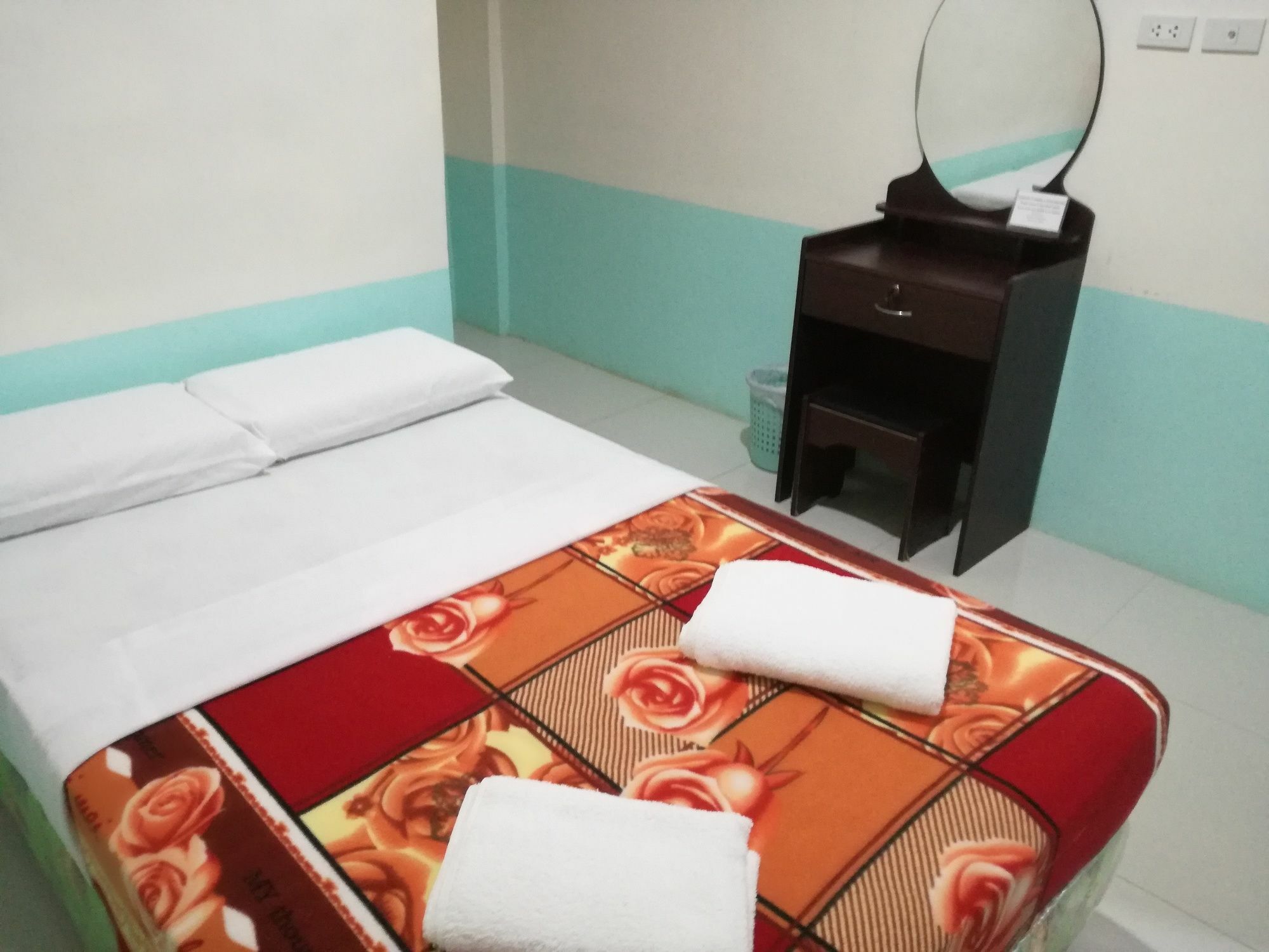 Richdel Hotel Resort Lapu-Lapu City Buitenkant foto