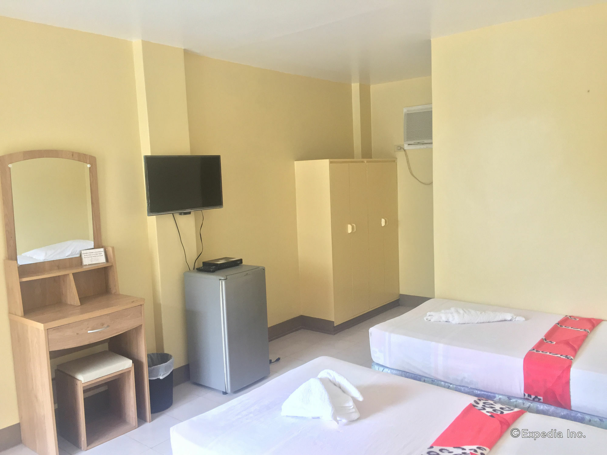 Richdel Hotel Resort Lapu-Lapu City Buitenkant foto